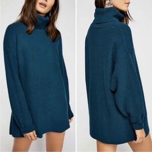 FREE PEOPLE Ottoman Slouchy Tunic Turtleneck Sweater Aged Pine Medium